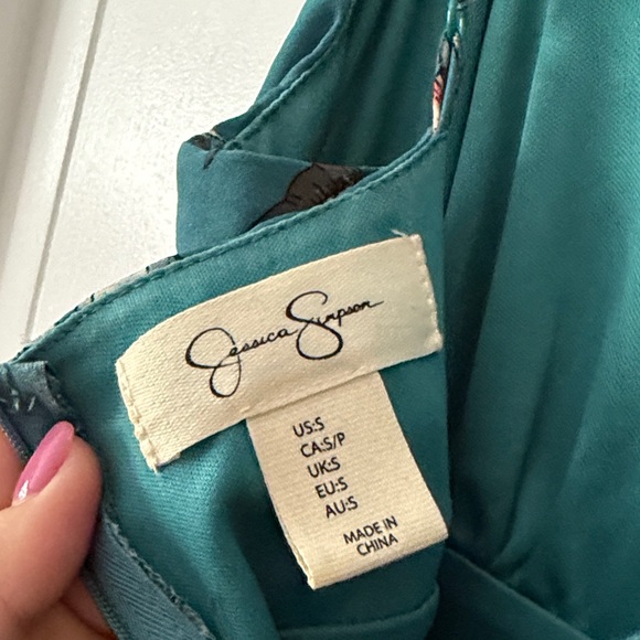 Jessica Simpson Teal and Red pleated Floral Maxi Dress - Picture 4 of 4